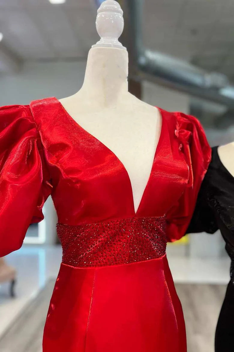 Vestido de fiesta con escote en V profundo y mangas abullonadas con cuentas